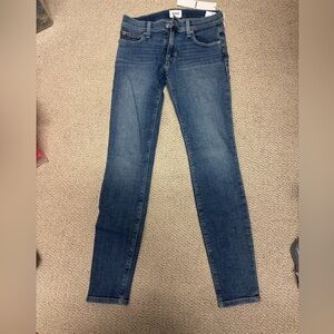 HUDSON KRISTA LOW RISE SKINNY JEANS